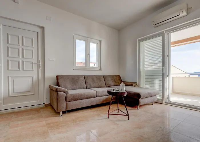 Apartamento Spacious Near The Sea Zadar