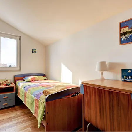 Spacious Near The Sea * Zara