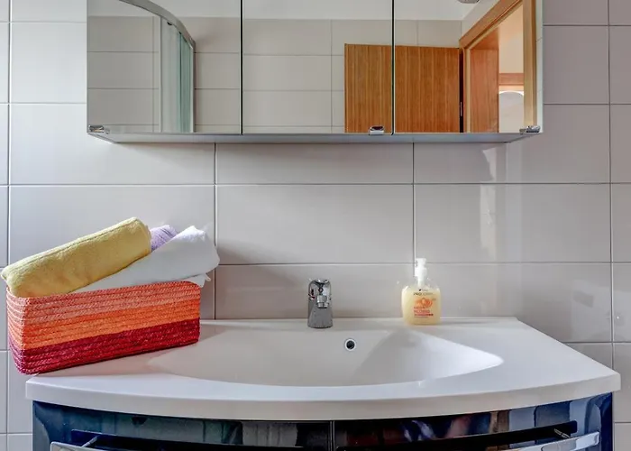 Spacious Near The Sea * Zadar