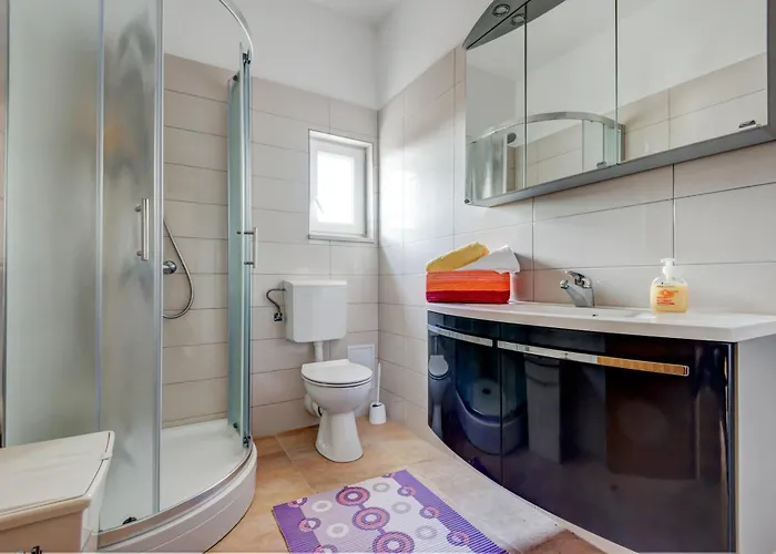 Spacious Near The Sea *